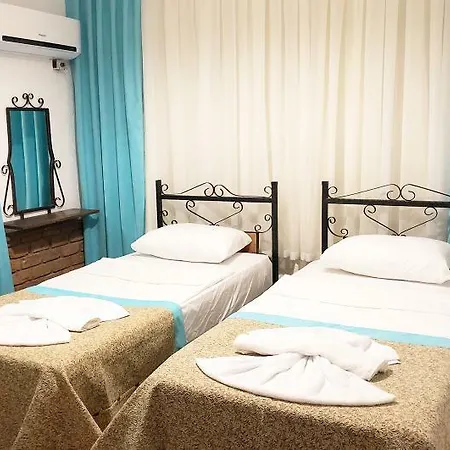 Oda ve Kahvaltı Oezcakil Boutique